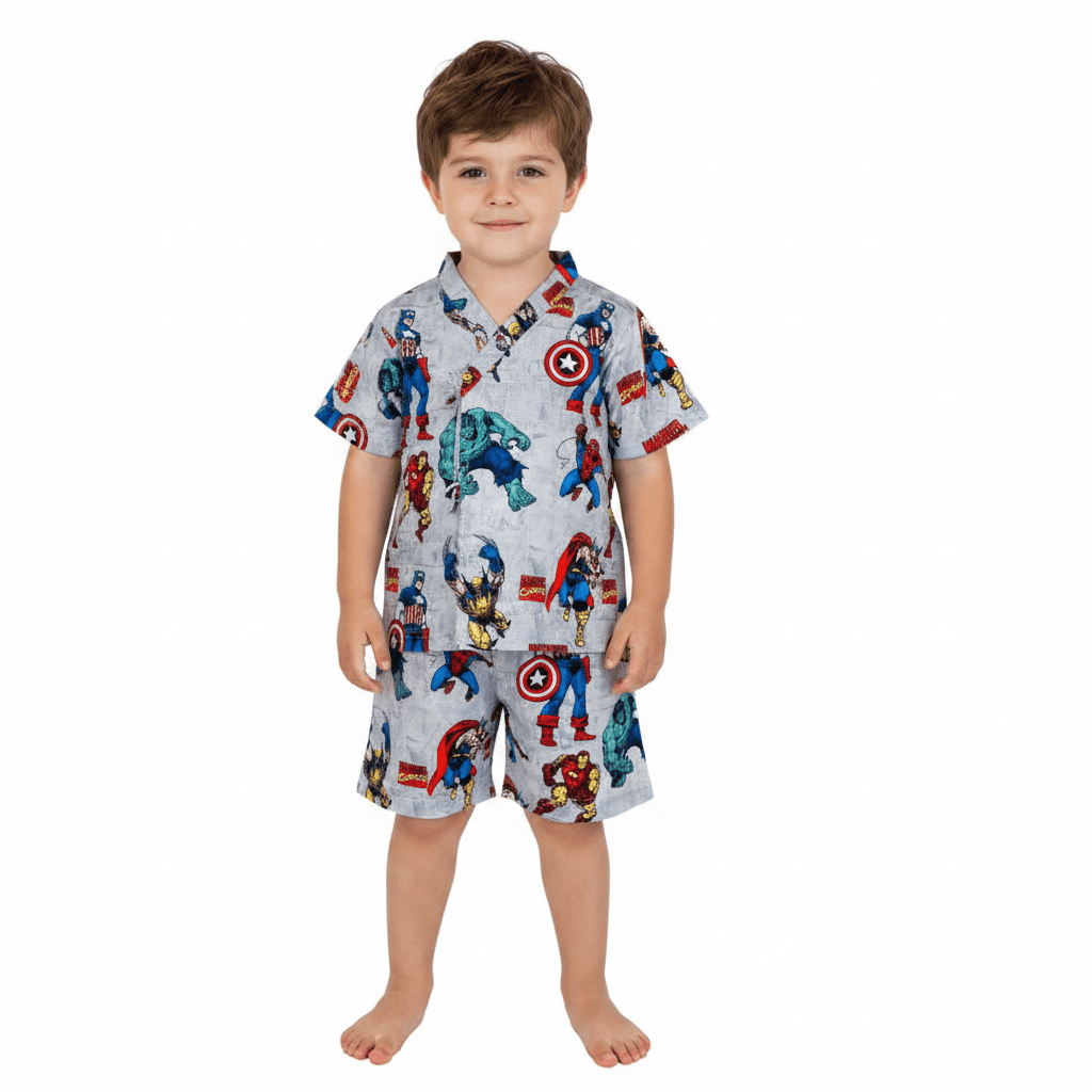 Pijama infantil manga curta com estampa dos Heróis Avengers